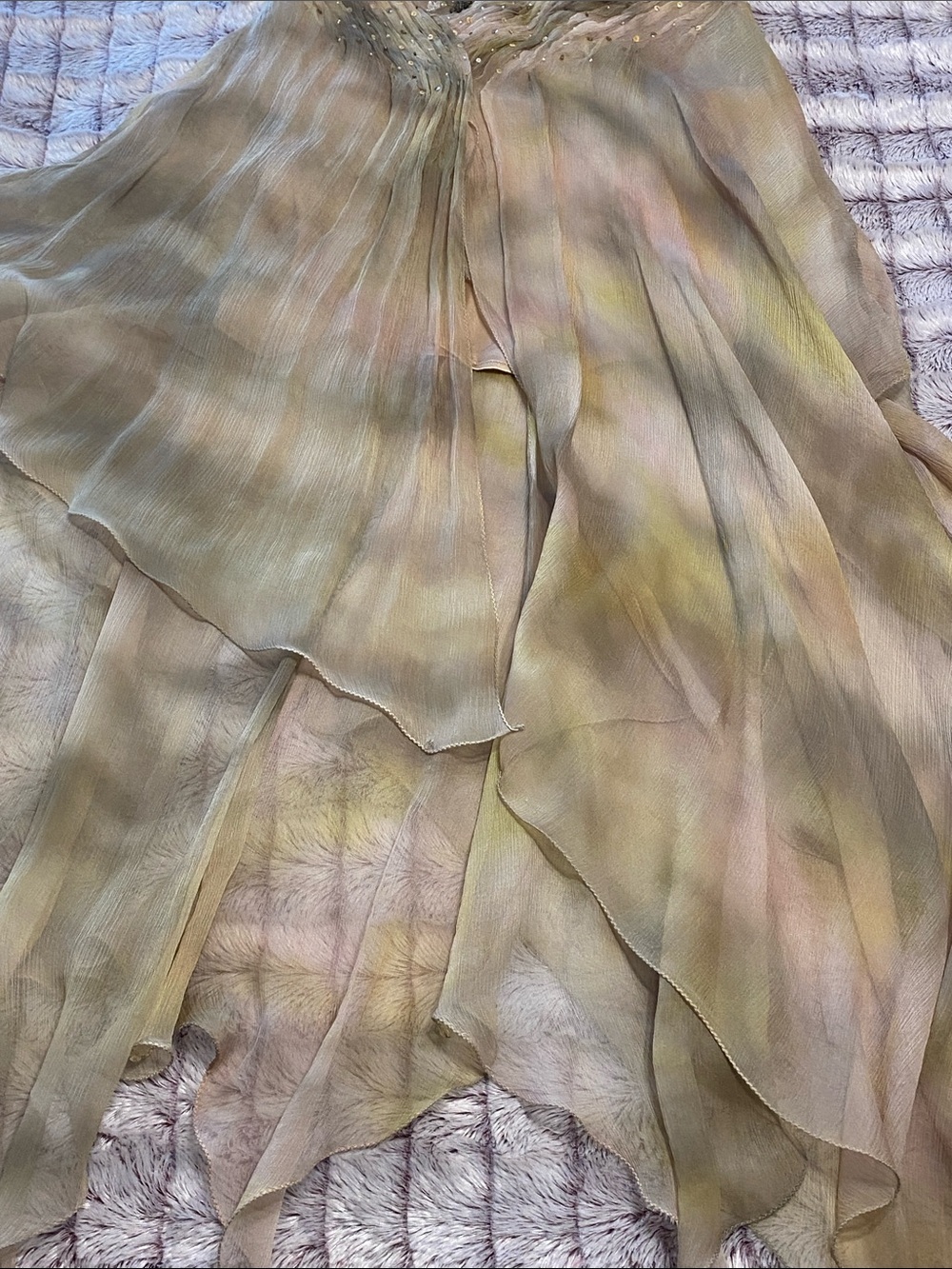 Sue Wong Beaded High-Low Flowy Silk Gown in Yellowish Green Champagne Hues - Picture 11 of 12